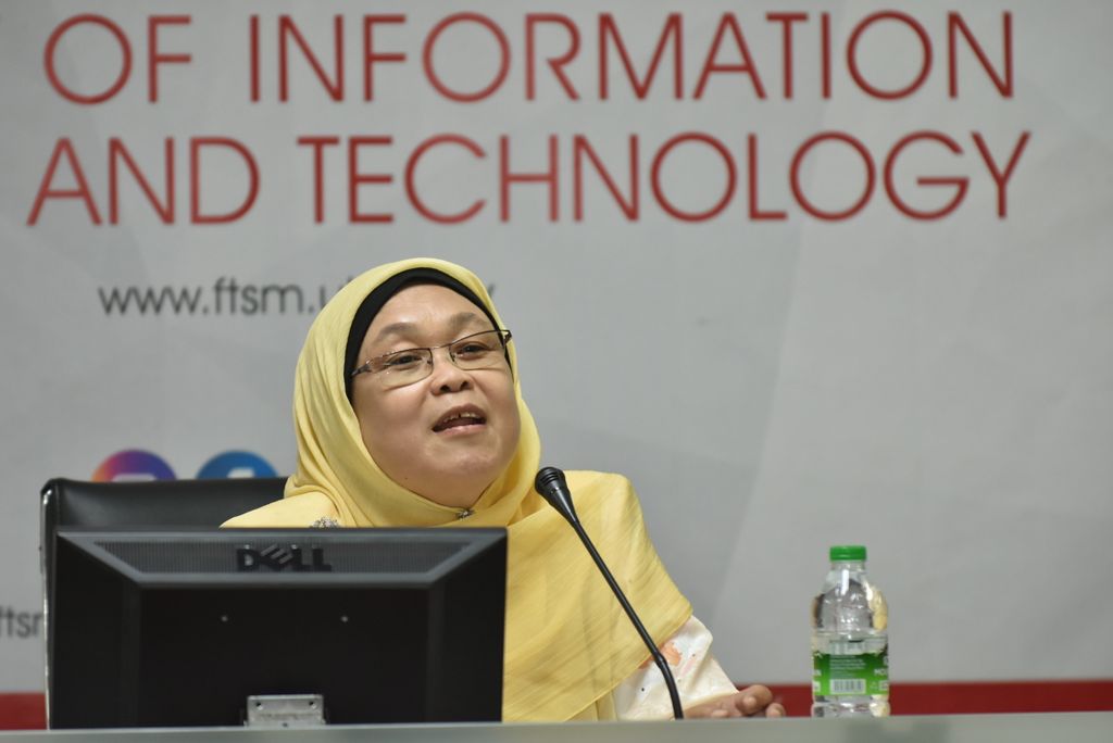 2 Supervising Mature Student Prof Dr Zawiyah